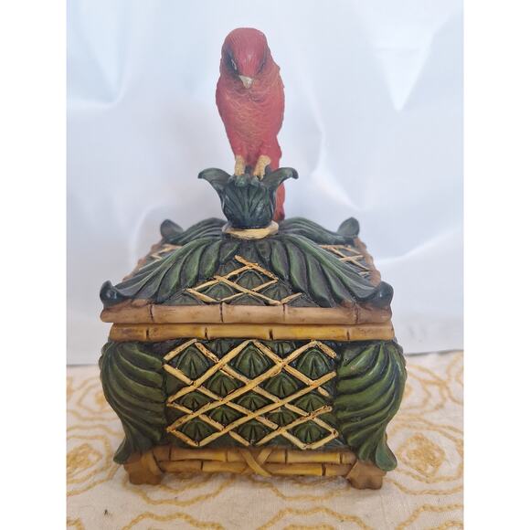 Tropical Parrot Trinket Box – Hand-Painted Bamboo & Palm Leaf Resin Décor - Picture 2 of 9